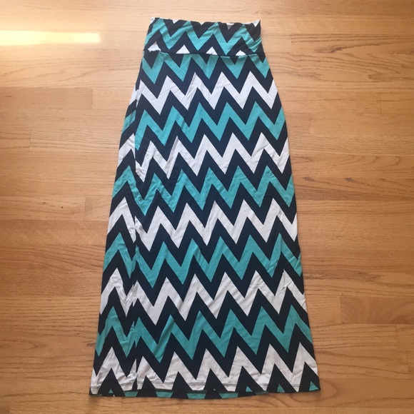 Rue 21 Teal Patterned Maxi Skirt - Picture 3 of 3